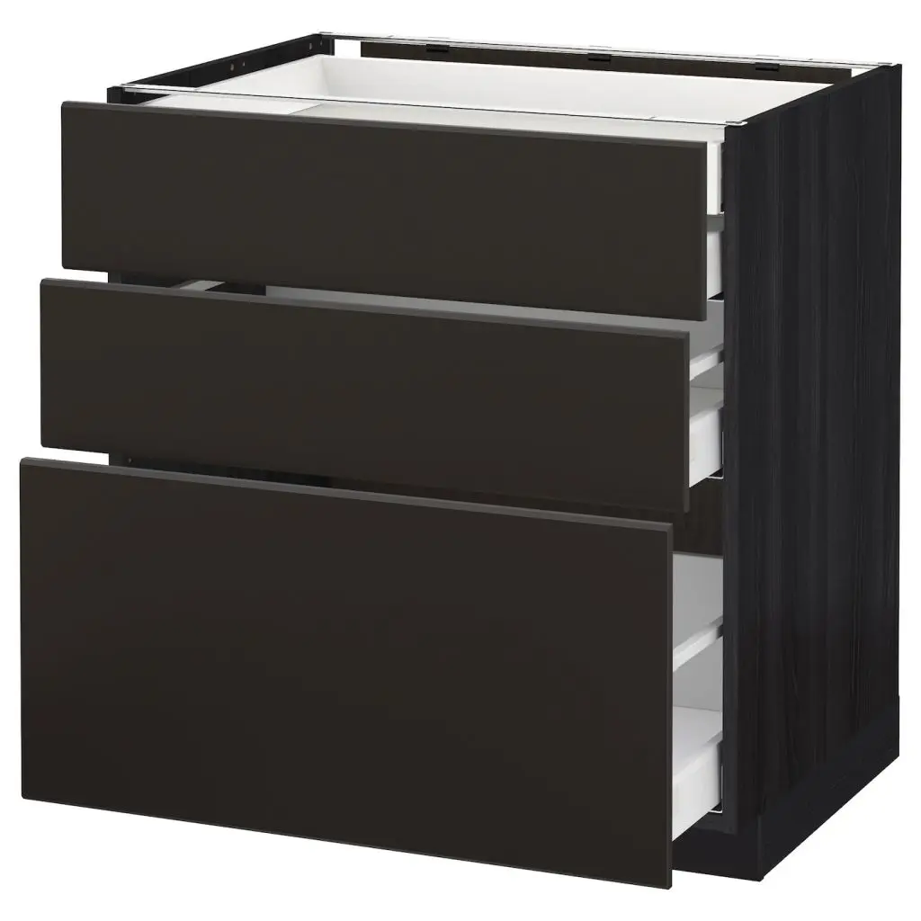 Под дерево черный