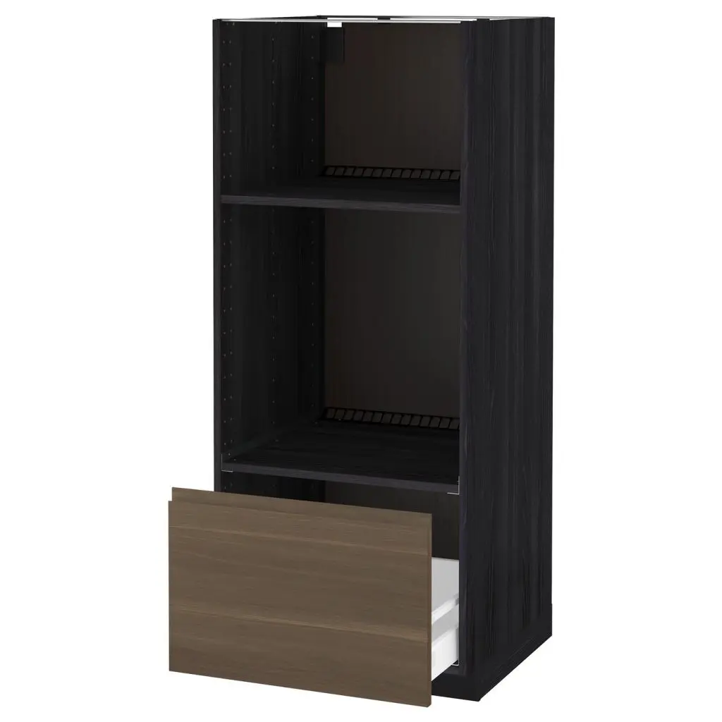 Под дерево черный